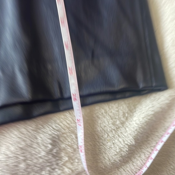 Navy Women’s Pencil Skit - Picture 11 of 11